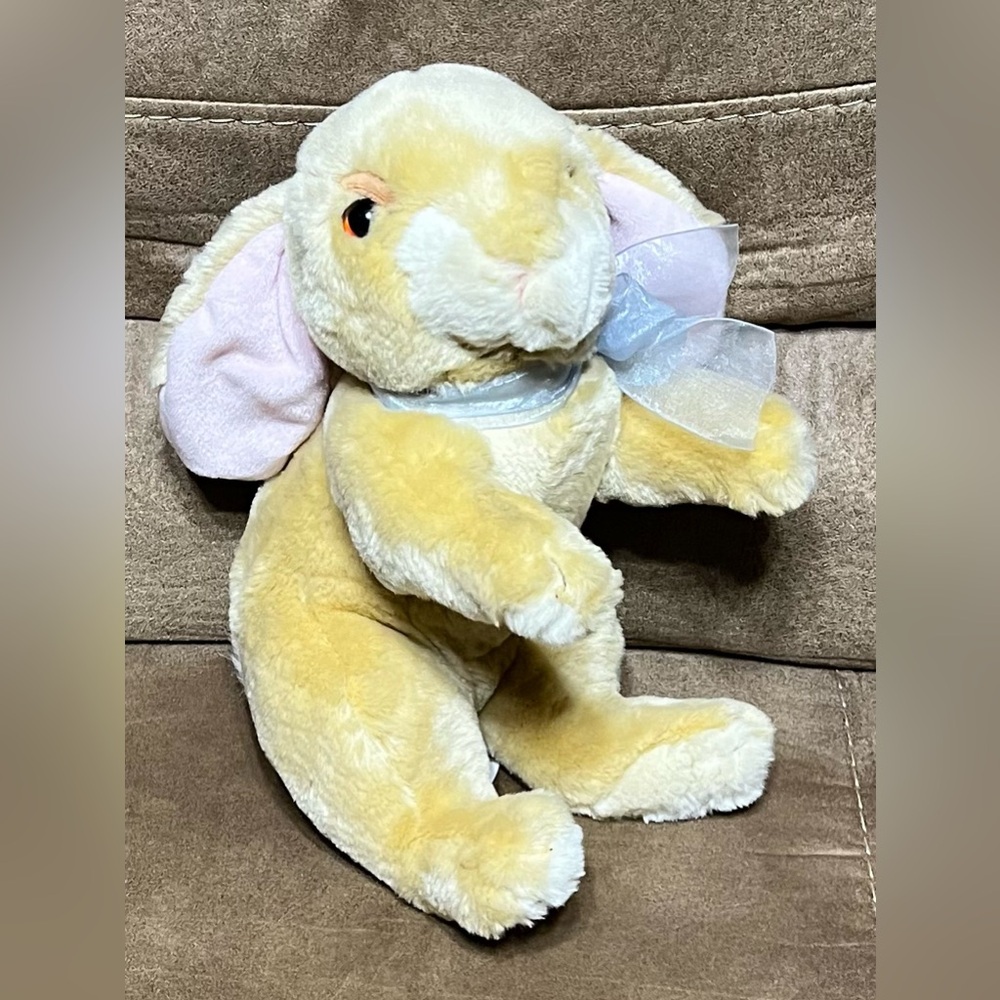 Commonwealth Bunny Rabbit - Picture 4 of 12